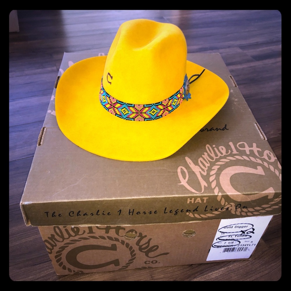 Charlie Horse yellow beaded band cowgirl hat 7 1/8